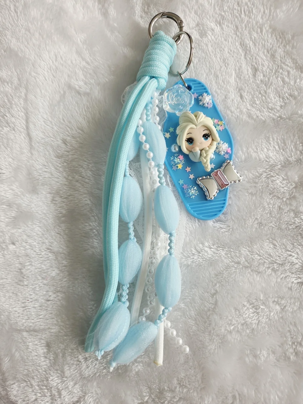 Disney Frozen-Inspired Blue Tassel Keychain Beautiful Junk Keychain Bag Charm